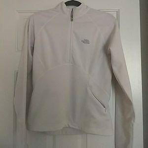 Long sleeve North Face sweat shirt